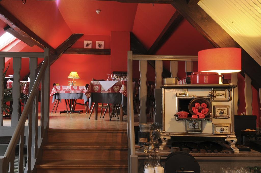 Hotel Restaurant Domaine De Basil Orbey Eksteriør billede